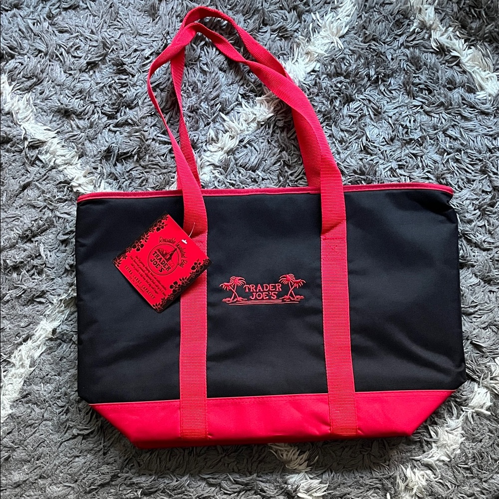 Trader Joe’s Reusable Insulated Bag. Extra Large. Red.
Black. New with tags.
